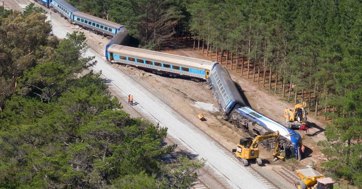 Rail operators fined over Wallan train derailment that killed two [Video]