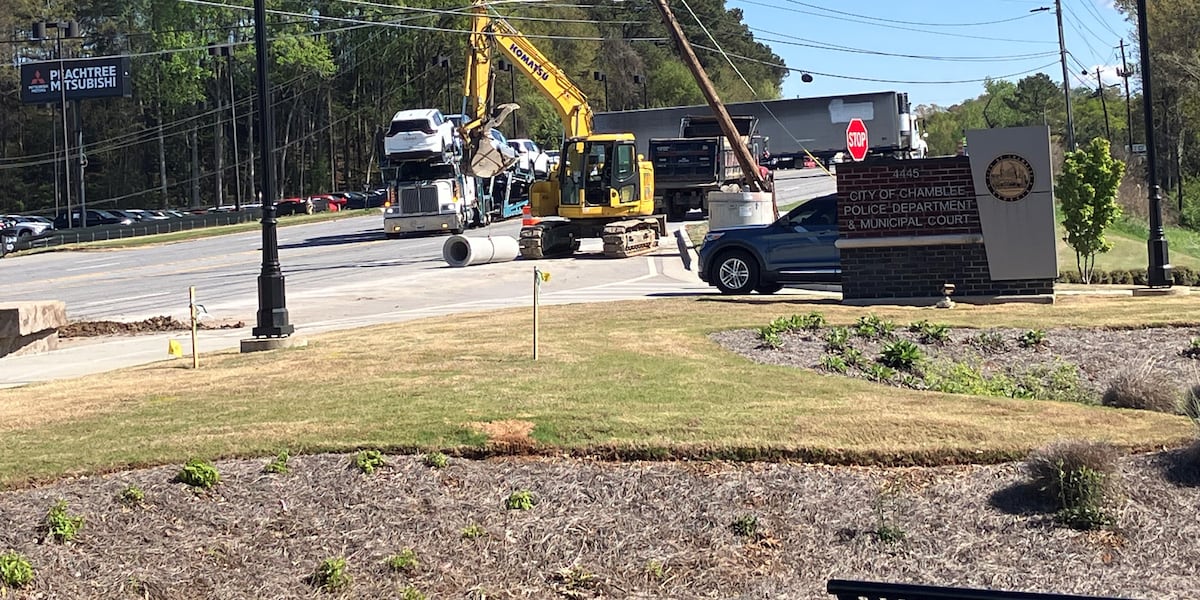 Buford Highway reopens after power pole partially snaps [Video]