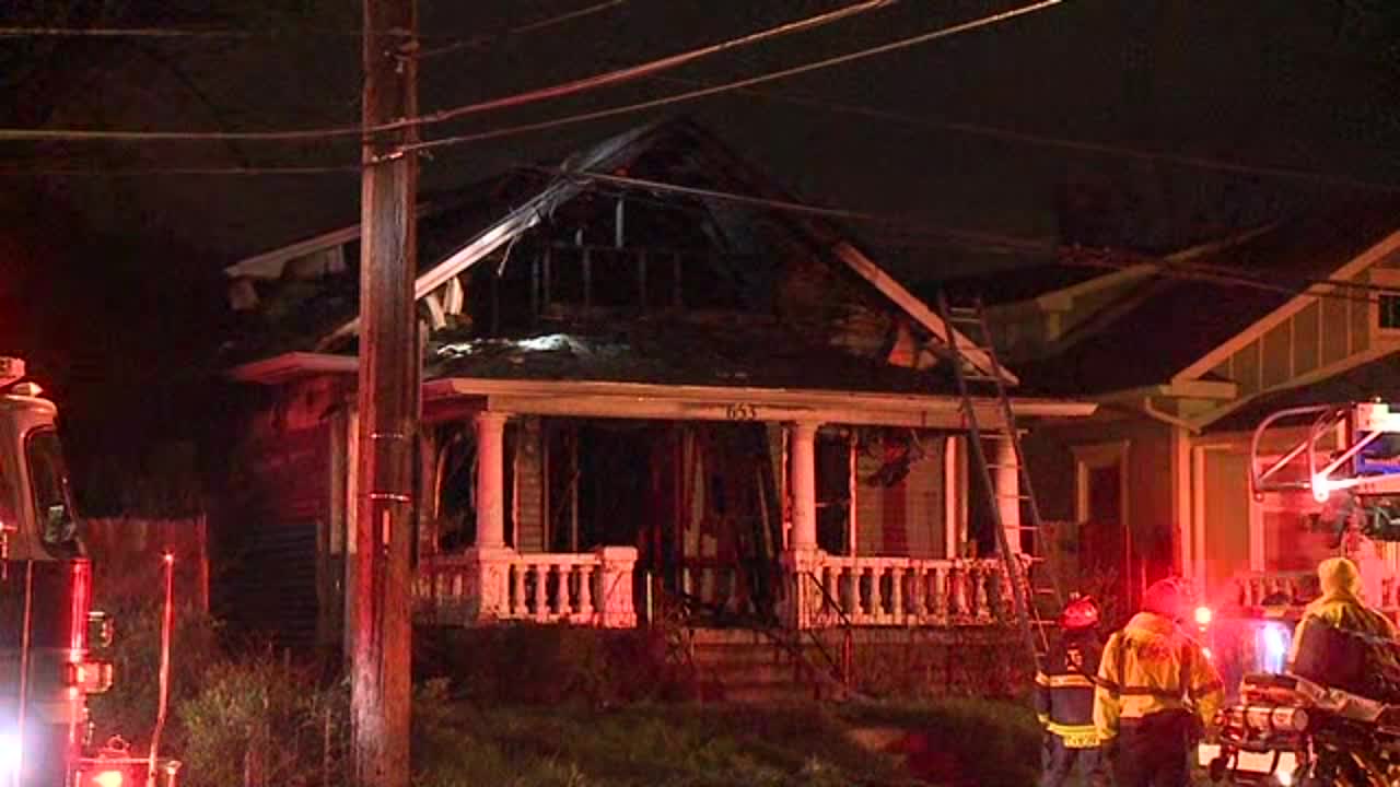 IFD: Squatters likely responsible for near east side fire [Video]