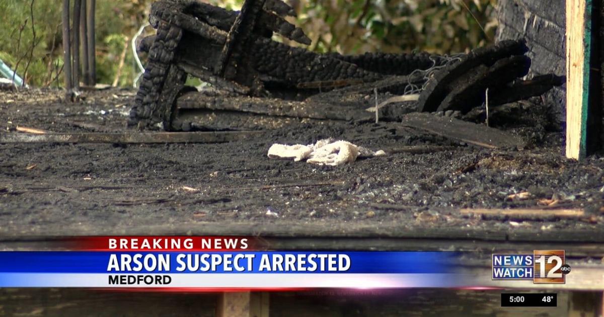 Arson suspect arrested after Medford house fire | CrimeWatch [Video]