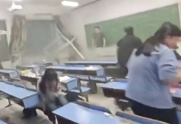 Massive windstorm ravages a campus in China [Video]