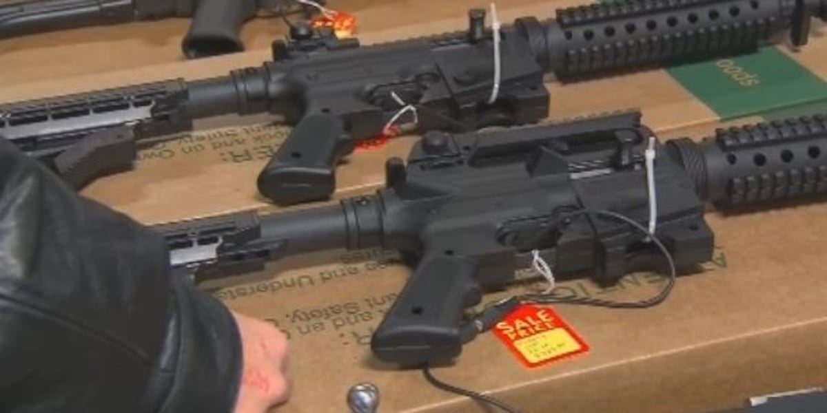 White House rolls out new rule to increase background checks for gun sales [Video]
