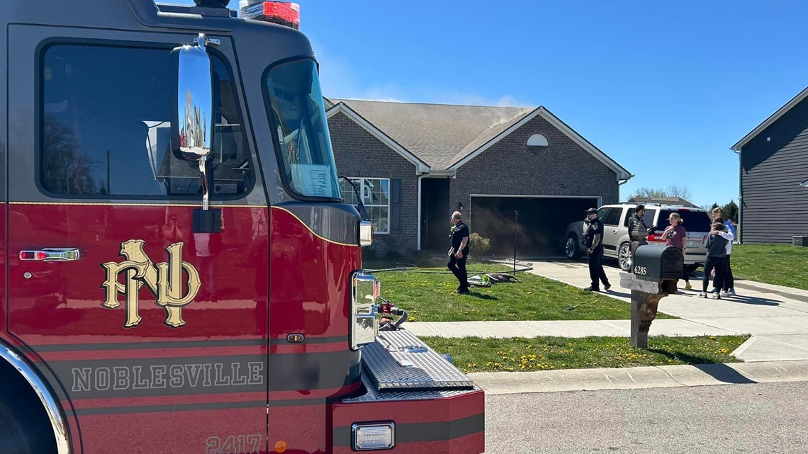 Dog rescued from Noblesville house fire [Video]