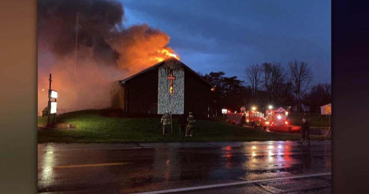 Coal City church members are hopeful after fire consumes building | News [Video]