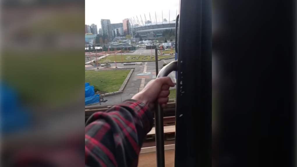 Daredevil ‘urban climber’ posting videos in Vancouver, prompting safety concerns