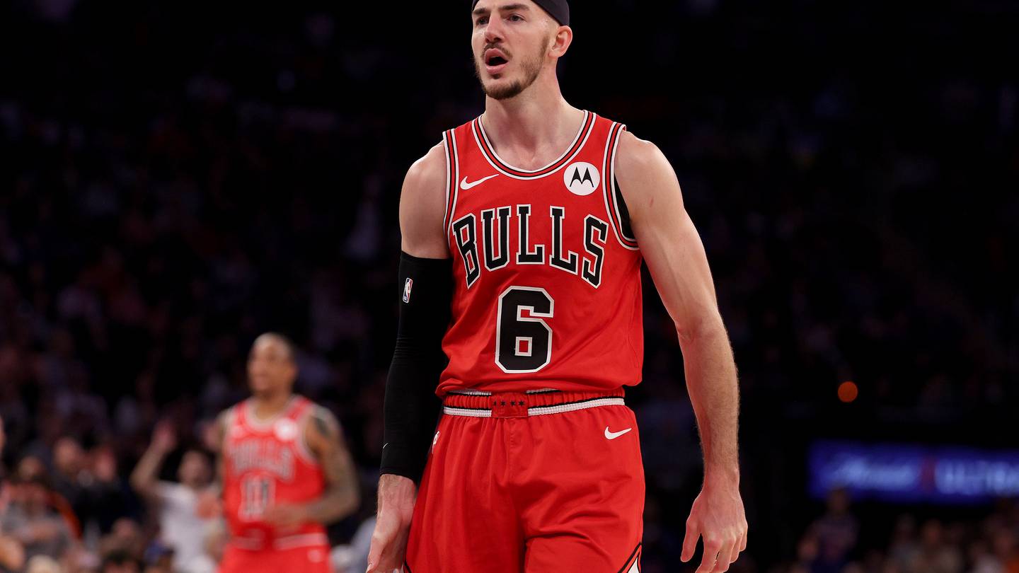 Bulls’ Alex Caruso has ‘significant’ ankle sprain, availability ‘in doubt’ for play-in game vs. Heat  WSB-TV Channel 2 [Video]