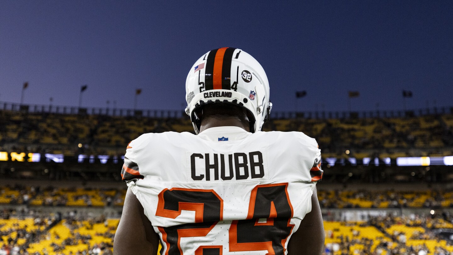 Nick Chubb has started running, “progressing appropriately” in knee rehab [Video]