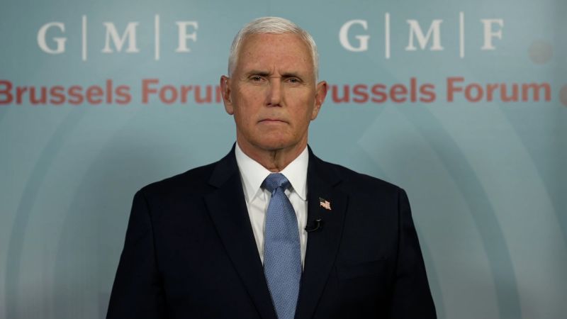Hear Pence give message to GOP members against aid to Ukraine [Video]