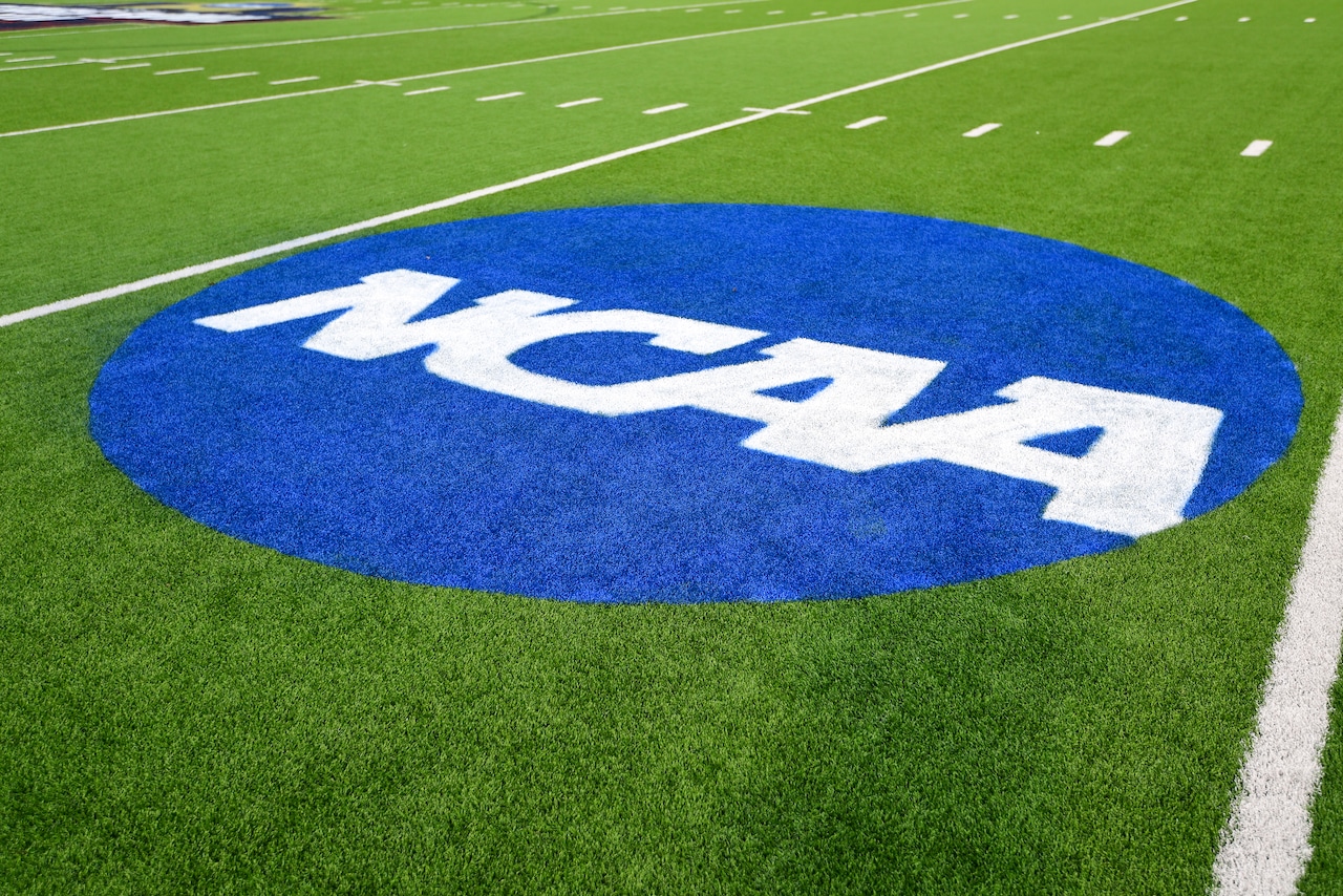 NCAA approves new college football rules, including helmet communication, 2-minute warning [Video]