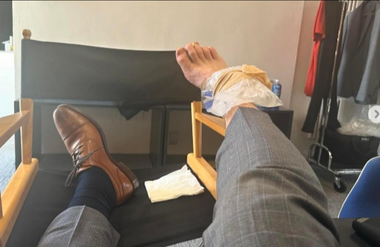 Chris Pratt sustains ankle injury whilst [Video]