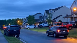 Deputy shoots, kills York Co. suspect while serving warrant, sheriffs office says [Video]