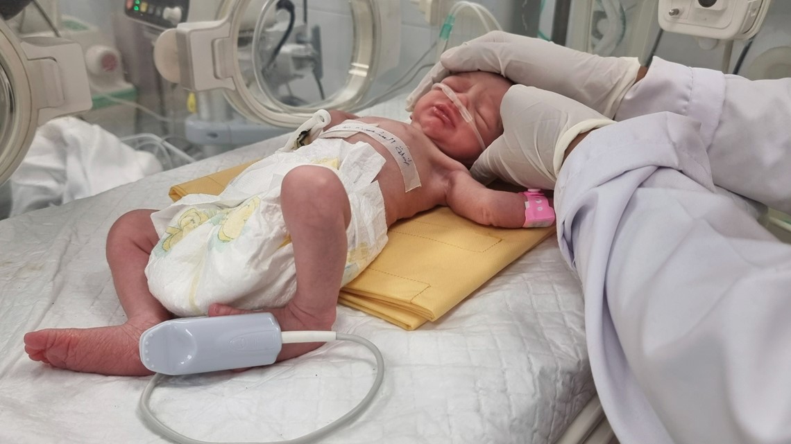 Palestinian baby born an orphan after mother dies in an Israeli strike [Video]