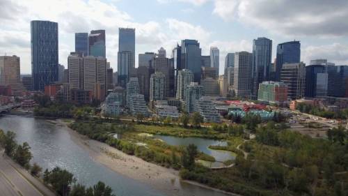 Residents find reasons to smile: Alberta ranks fourth-happiest province in Canada [Video]