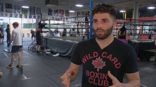 Calgary boxer giving back to local boxing community [Video]