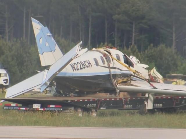 RDU plane crash: Aircraft ‘bounced’ during landing attempt, pilot expected to recover [Video]