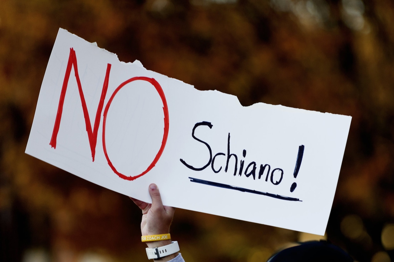 Greg Schiano deserved better than the hateful Tennessee mob that destroyed his career | Politi [Video]