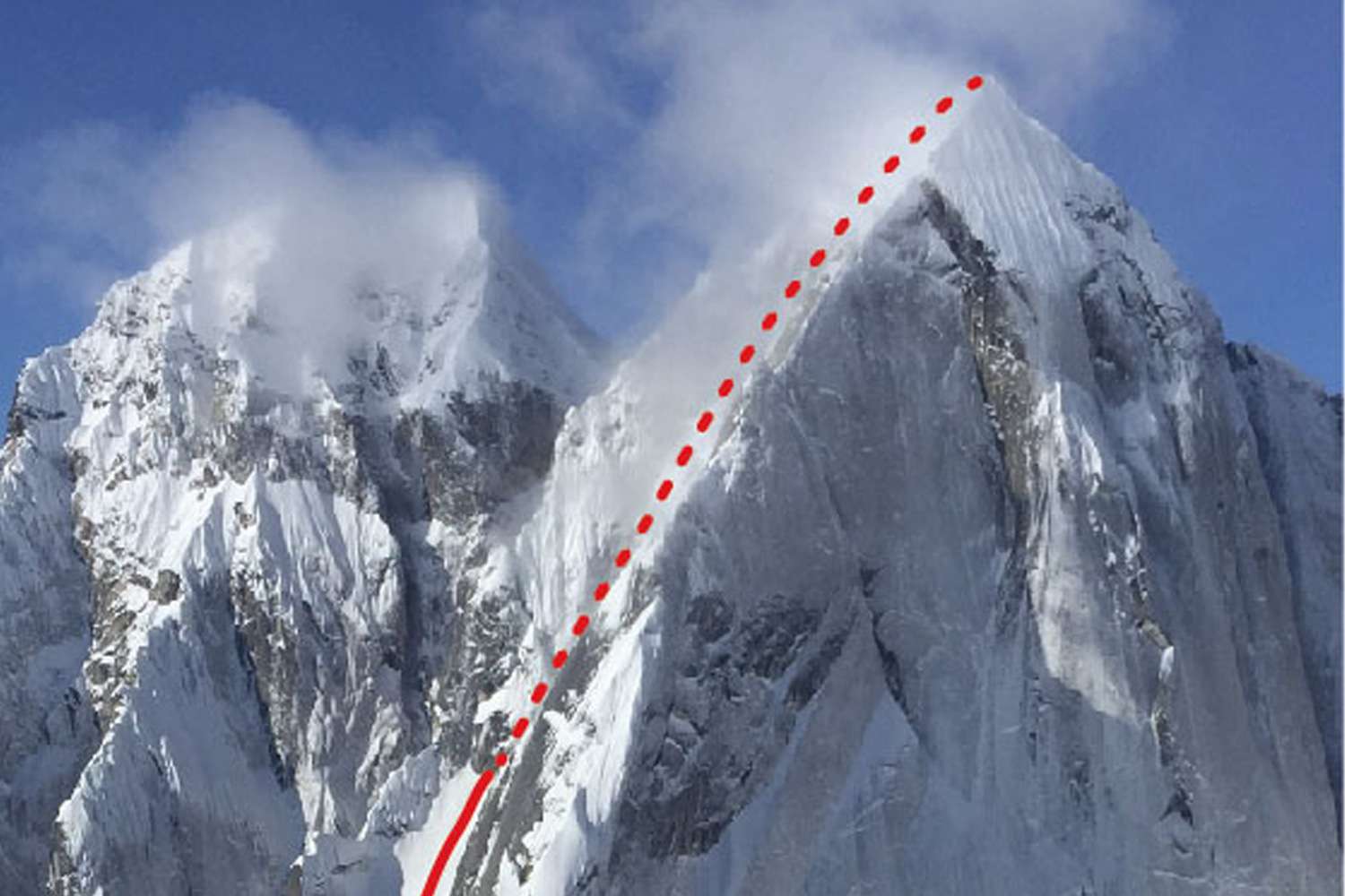 Climber Dead After 2-Person Team Falls 1,000 Feet Off Alaska Mountain [Video]