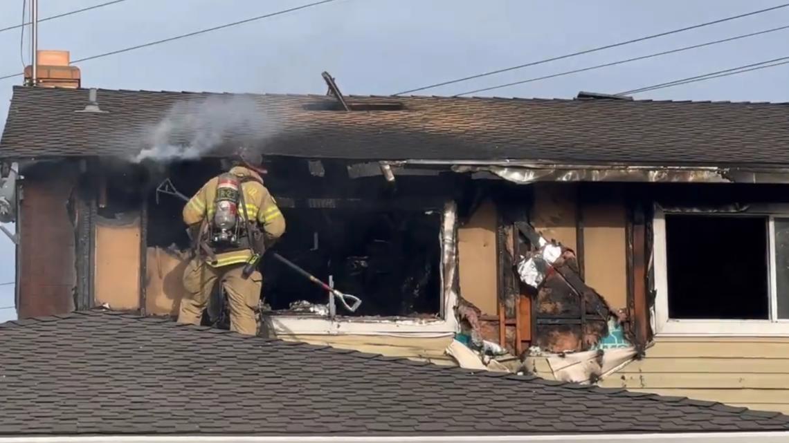 Orangevale house fire leaves home destroyed, no injuries [Video]