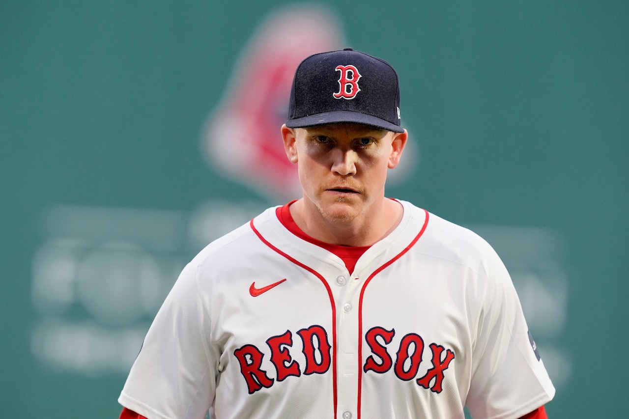 Red Sox think they dodged a bullet after new addition leaves with injury [Video]