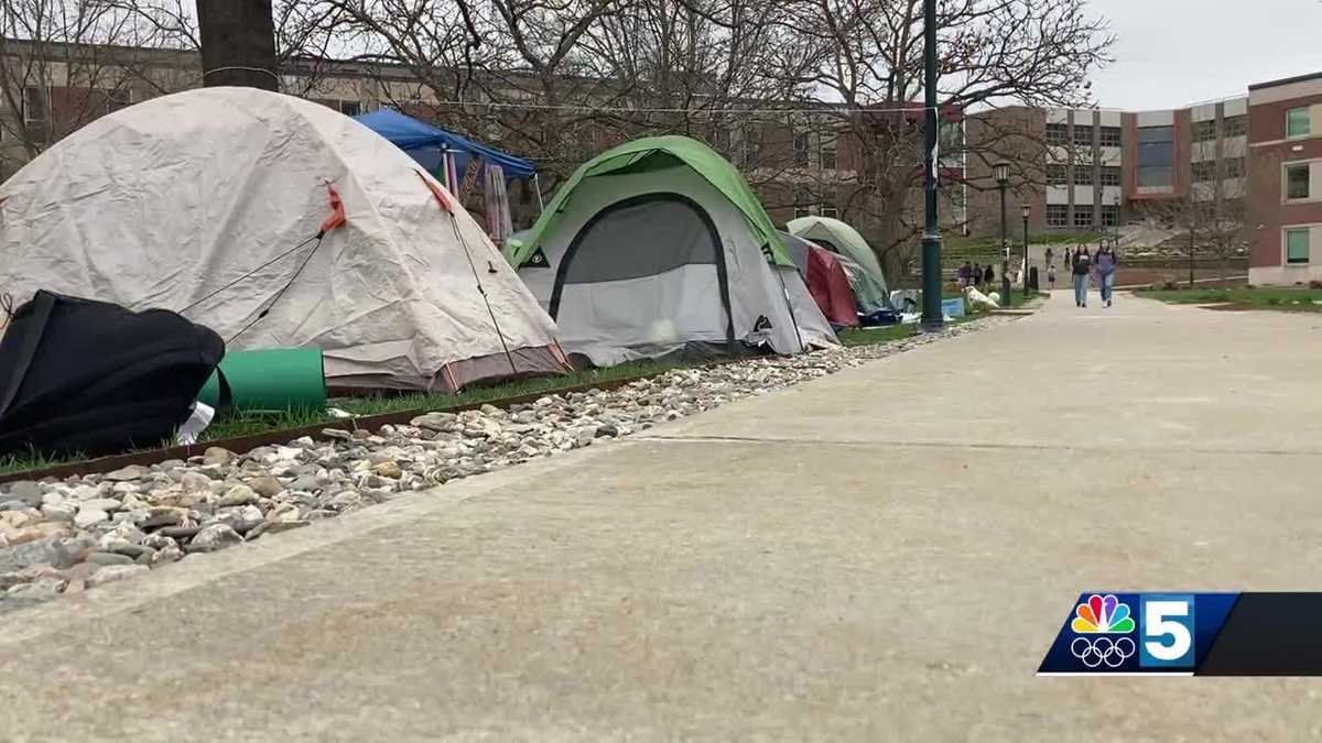 Day 3 of pro-Palestinian encampments continue on the campuses of UVM and Middlebury College [Video]