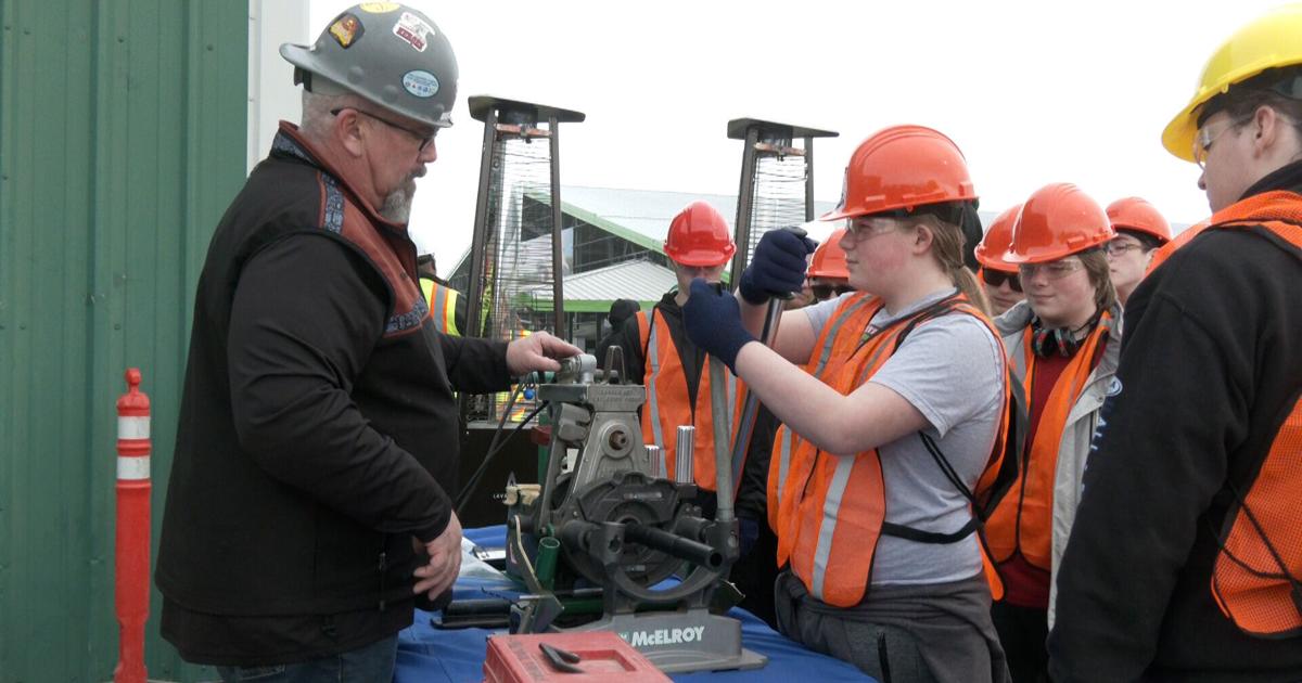 Anchorage and Mat-Su students donned helmets and safety vests for Construction Career Day | Homepage [Video]