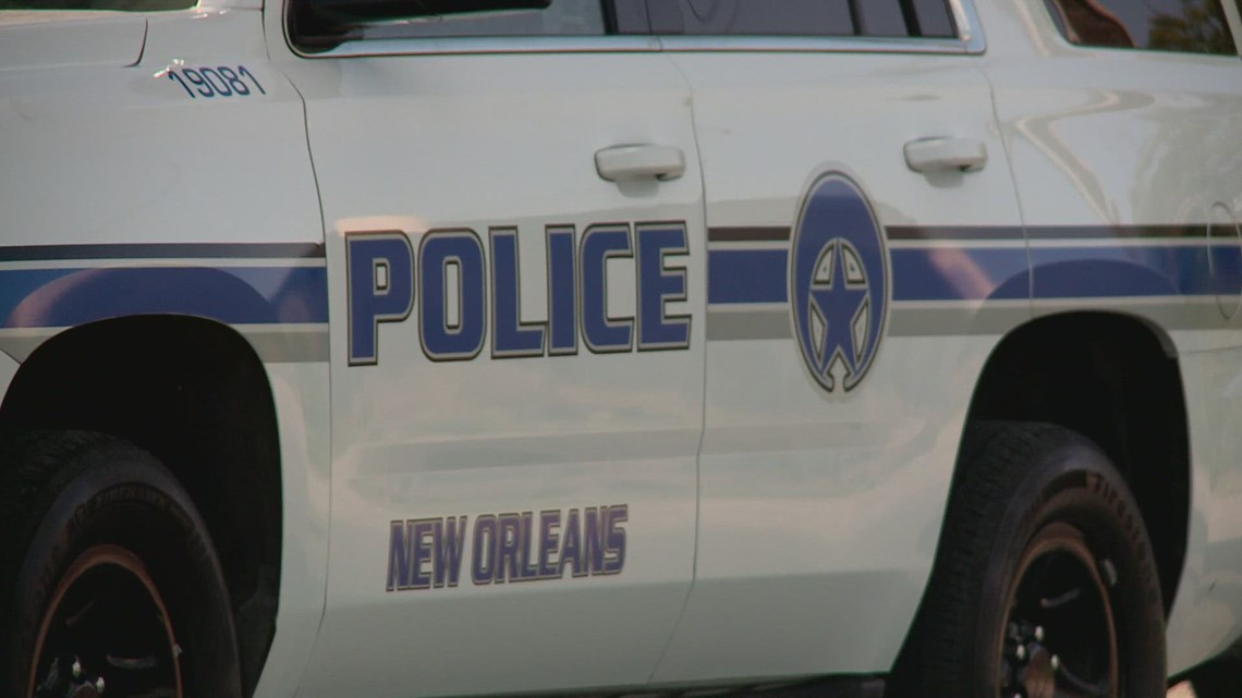 Motorist dies after vehicle overturns in fatal accident on I-610, NOPD says [Video]