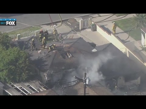 Shooting breaks out from a scene of a house fire in Lynwood [Video]