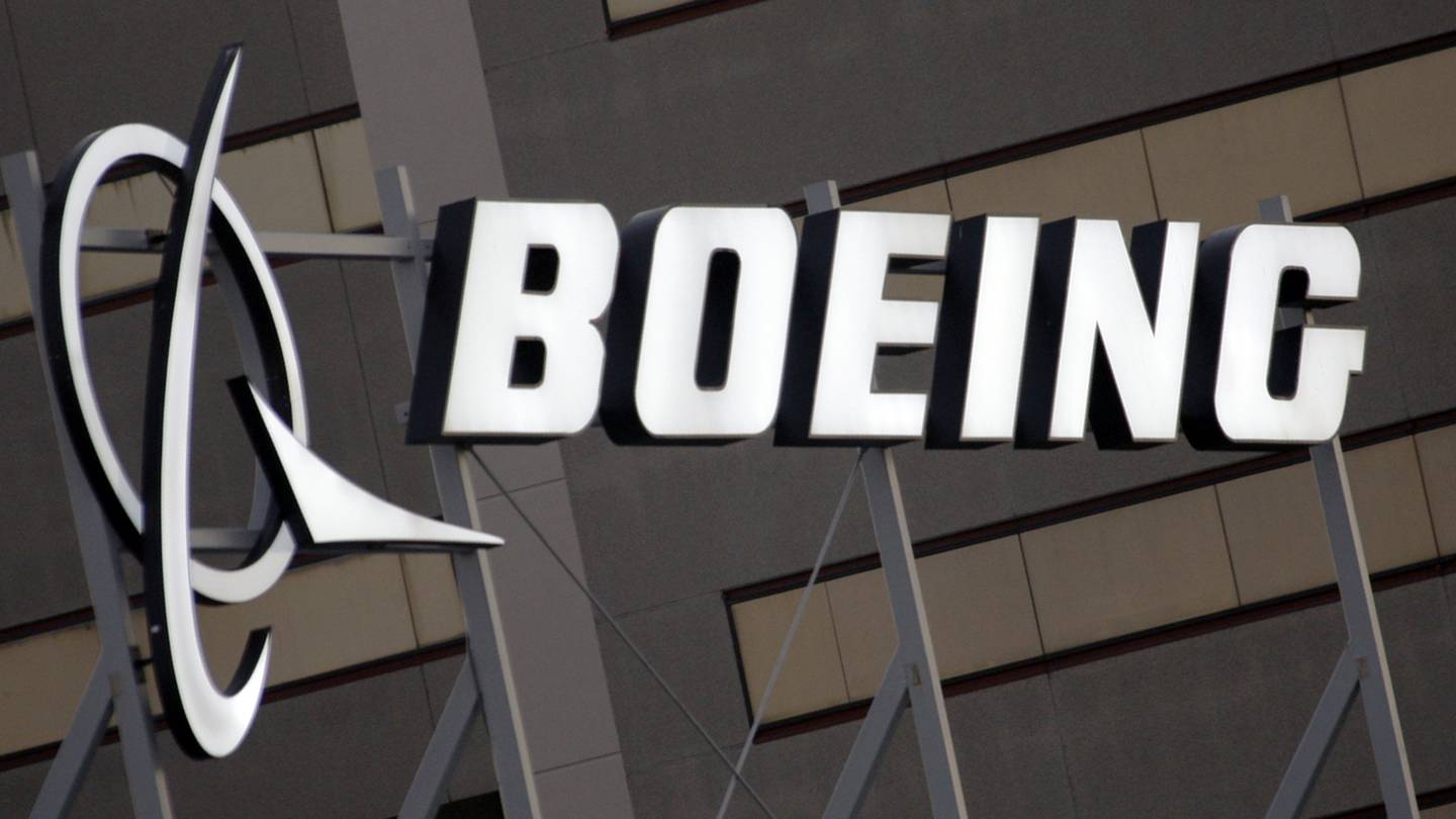 Boeing threatens to lock out its private firefighters around Seattle in a dispute over pay  WHIO TV 7 and WHIO Radio [Video]