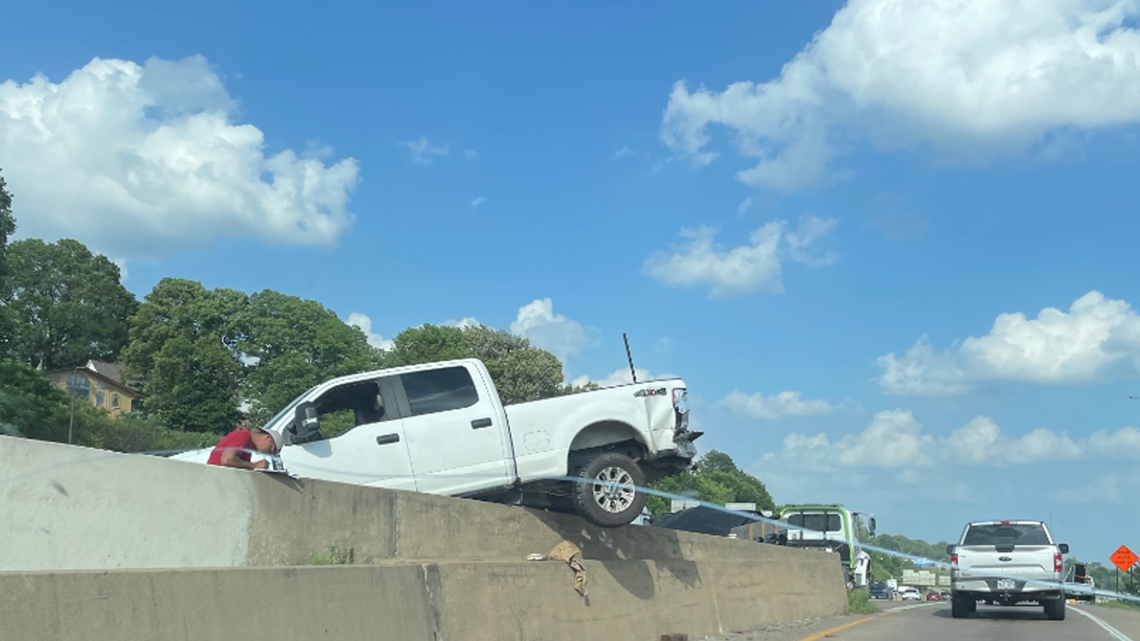 Incident along I-40 eastbound causes major traffic in NLR [Video]