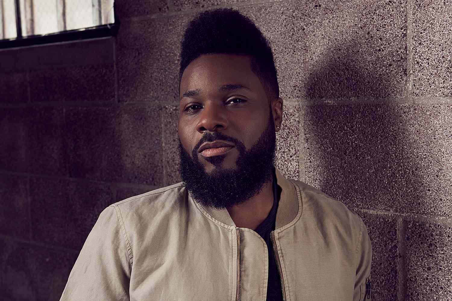 The Cosby Show’s Malcolm-Jamal Warner Launches New Podcast (Exclusive) [Video]