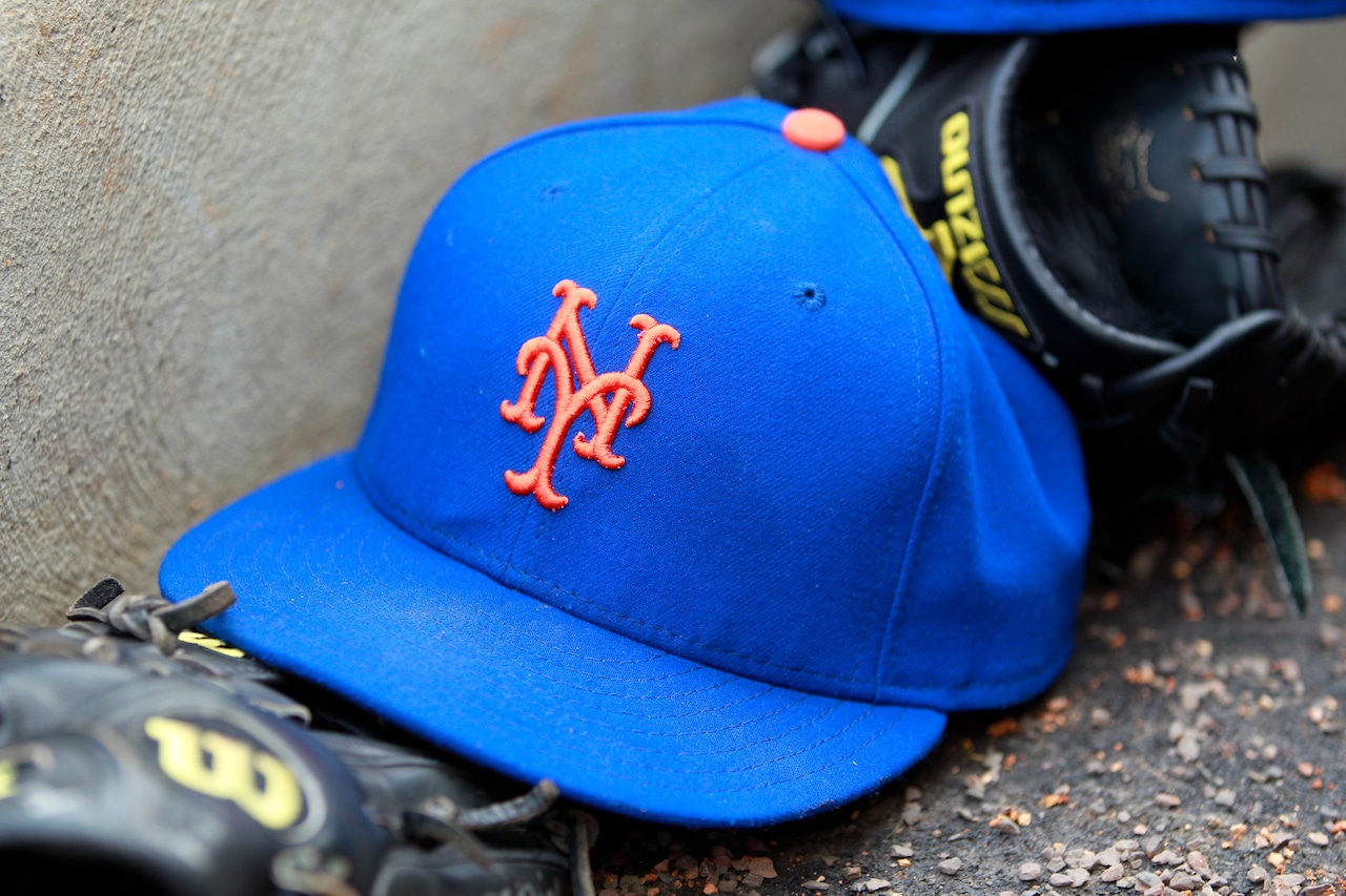 Injured Mets reliever to be evaluated by doctors | return ‘not close,’ says manager [Video]
