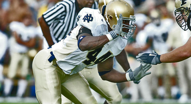 How Notre Dame Accidentally Recruited Justin Tuck // UHND.com [Video]