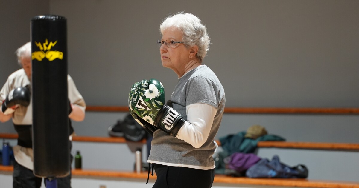 Boxing helps people with Parkinson’s disease find balance and resilience [Video]