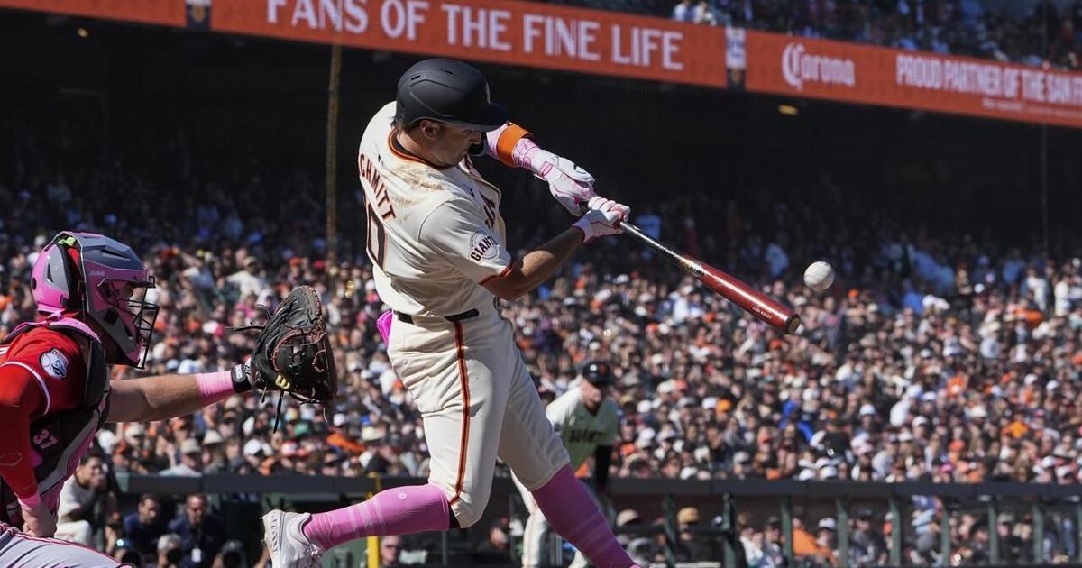 Casey Schmitt hits walk-off double in the 10th as Giants beat Reds 6-5, but lose Jung Hoo Lee [Video]