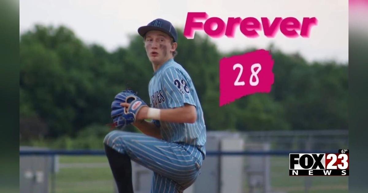 Barnsdall Panther Baseball team remembering teammate who died in crash days before tornado | News [Video]