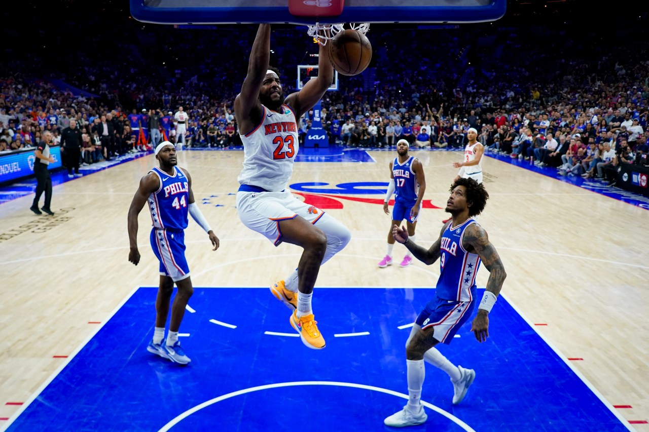 Mitchell Robinson has surgery on ankle that knocked him out of Knicks playoff run, AP source says | KLRT [Video]