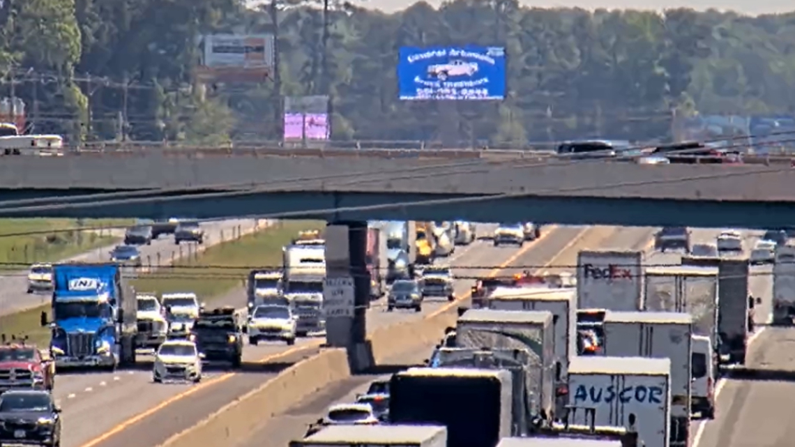 Traffic on I-30 east near Bryant flowing as normal [Video]
