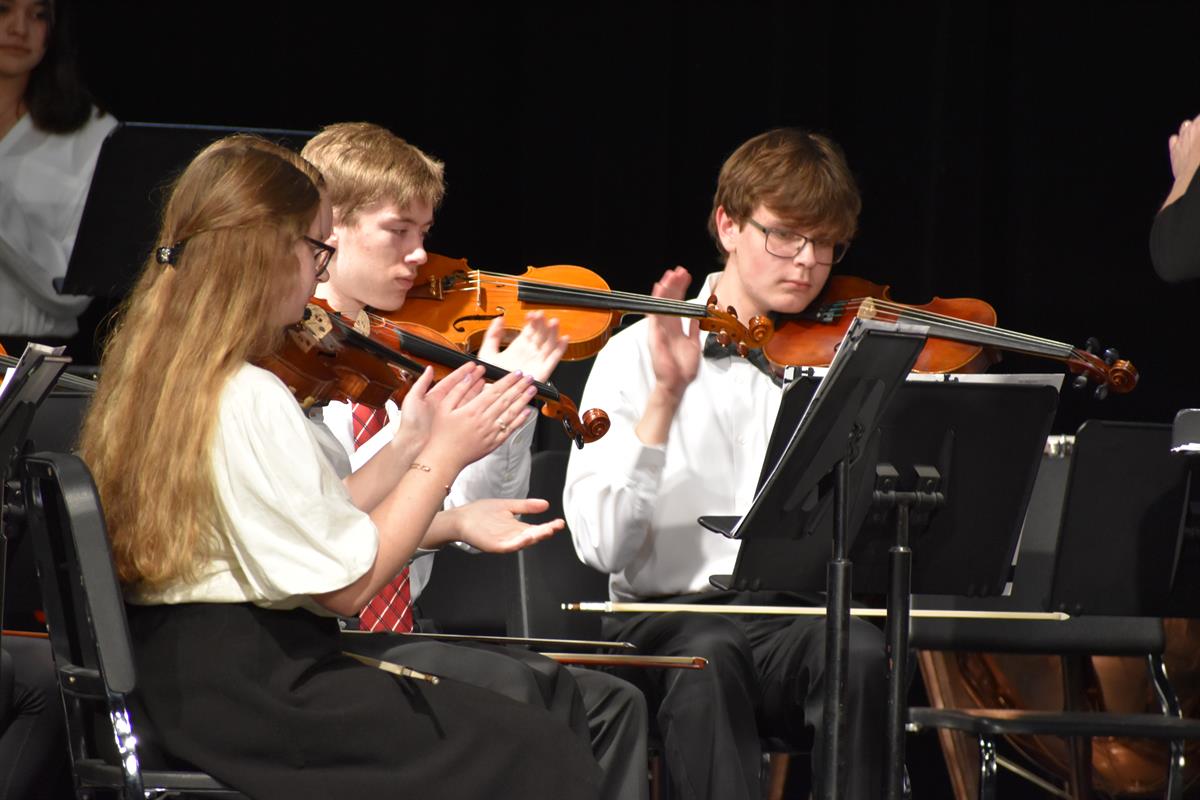 Register NOW for Fox Valley Youth Orchestra’s Summer Session 2024! – May 14, 2024 – PublicLayoutDirectory [Video]