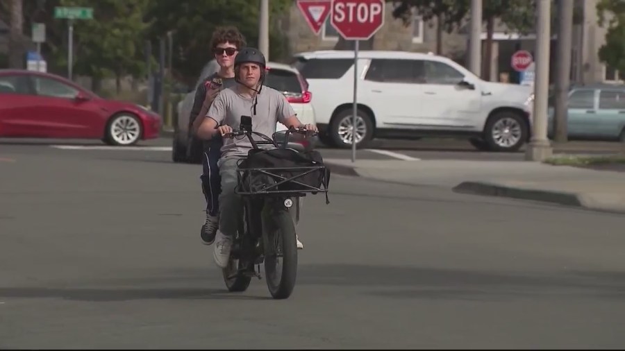 North County residents showing up in the name of e-bike safety [Video]