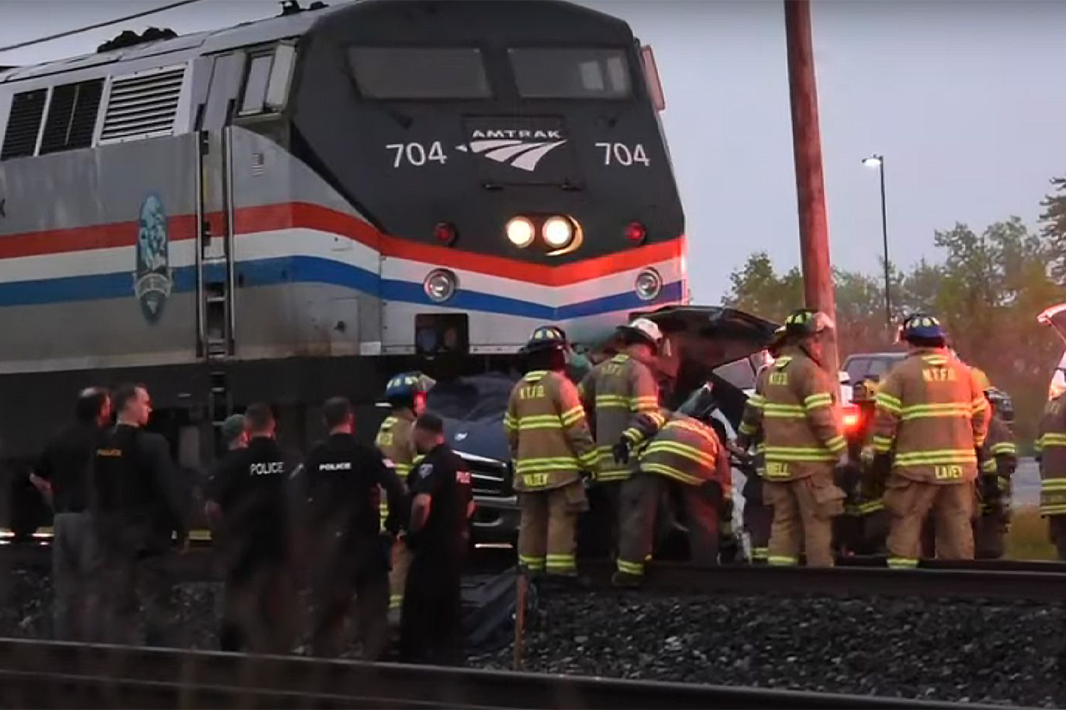 3 People Dead, Including a Child, After Amtrak Train Hits Truck in N.Y. [Video]