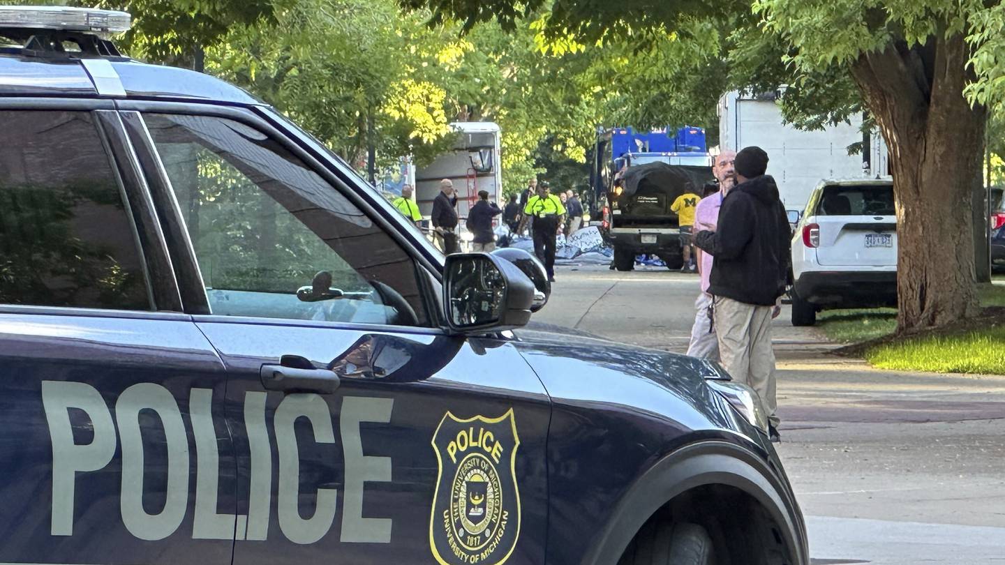 Police break up pro-Palestinian camp at the University of Michigan  Boston 25 News [Video]