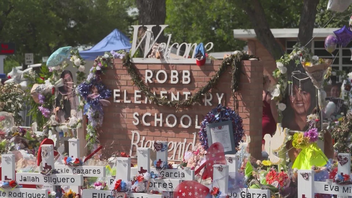 Families of Uvalde victims announce settlement with city nearly two years after Robb Elementary shooting [Video]