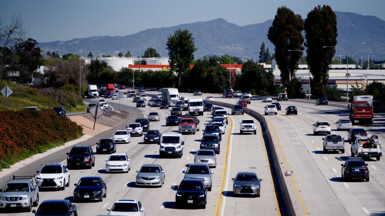 Beep, beep! New cars in California could alert drivers for breaking the speed limit [Video]