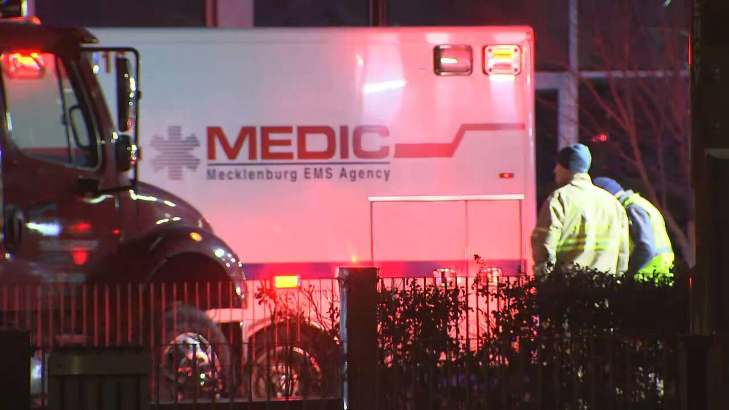 1 hurt in Ballantyne crash, MEDIC says  WSOC TV [Video]