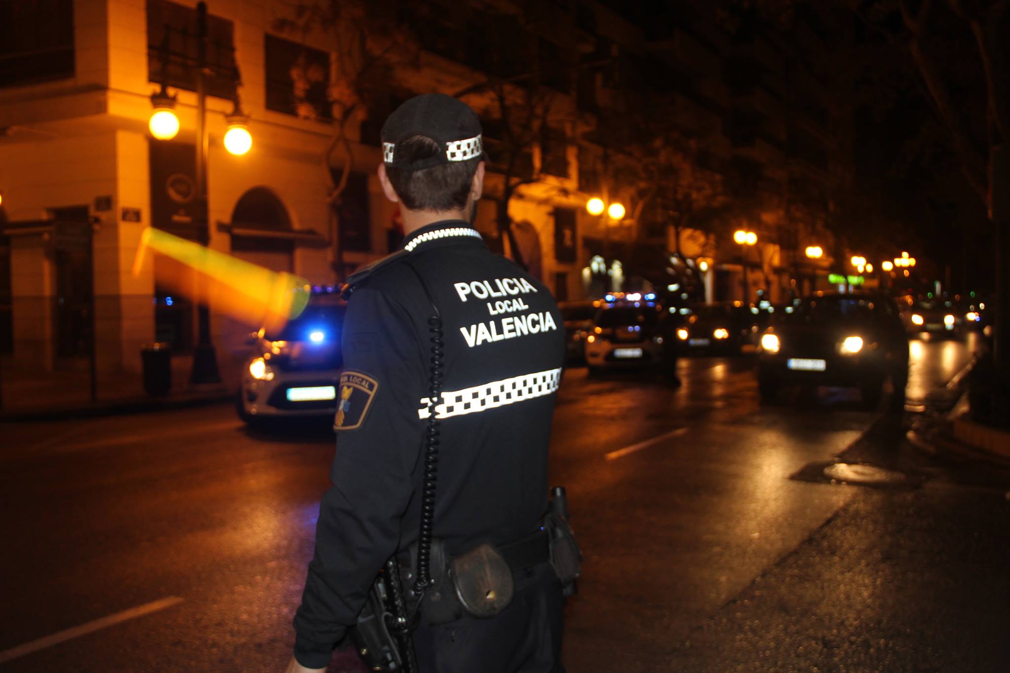 Hit and run suspect with extensive criminal record surrenders- four days after young boy is seriously injured on pedestrian crossing in Spain’s Valencia [Video]