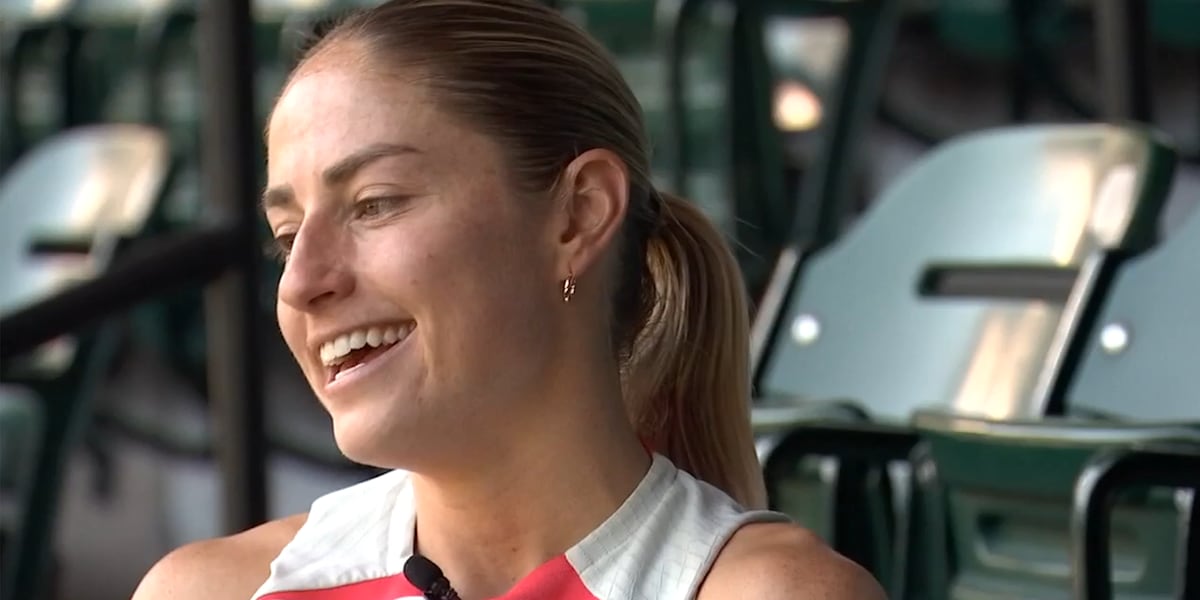 Portland Thorns forward Janine Beckie returns to game after ACL surgery [Video]