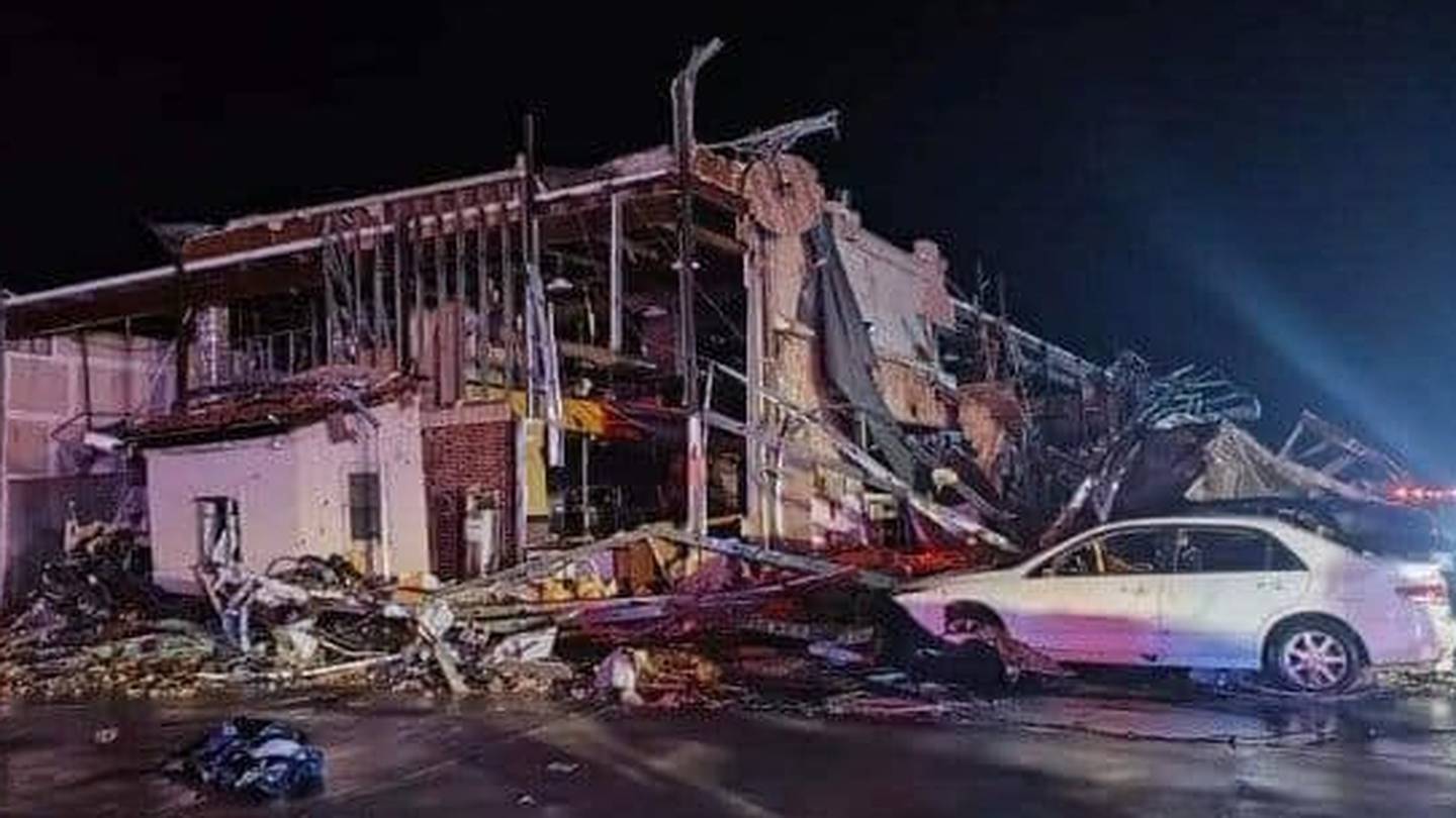 At least 11 dead after severe weather in Texas, Oklahoma, Arkansas, officials say  WSB-TV Channel 2 [Video]