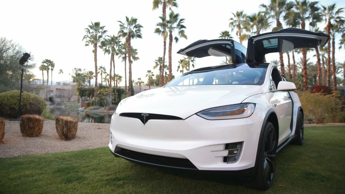 Tesla announces another big recall. See the models impacted. [Video]