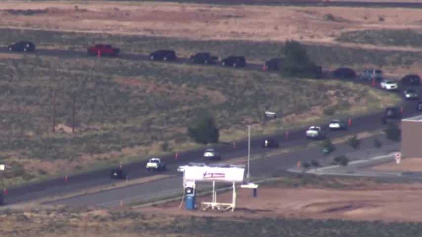 Traffic concerns for Brooks and Dunn concert amid military plane crash [Video]
