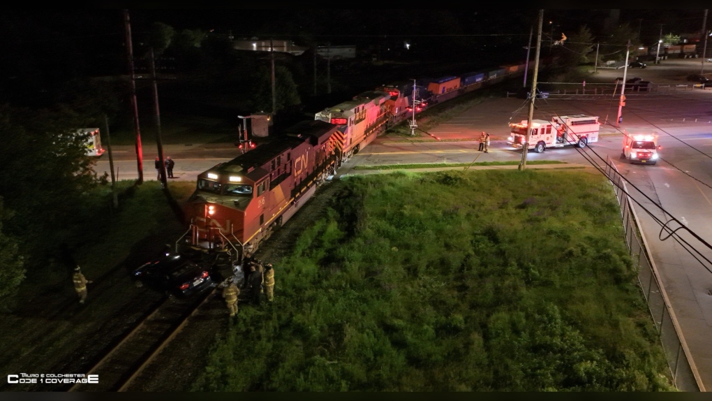 N.S. news: Train hits car in Truro [Video]